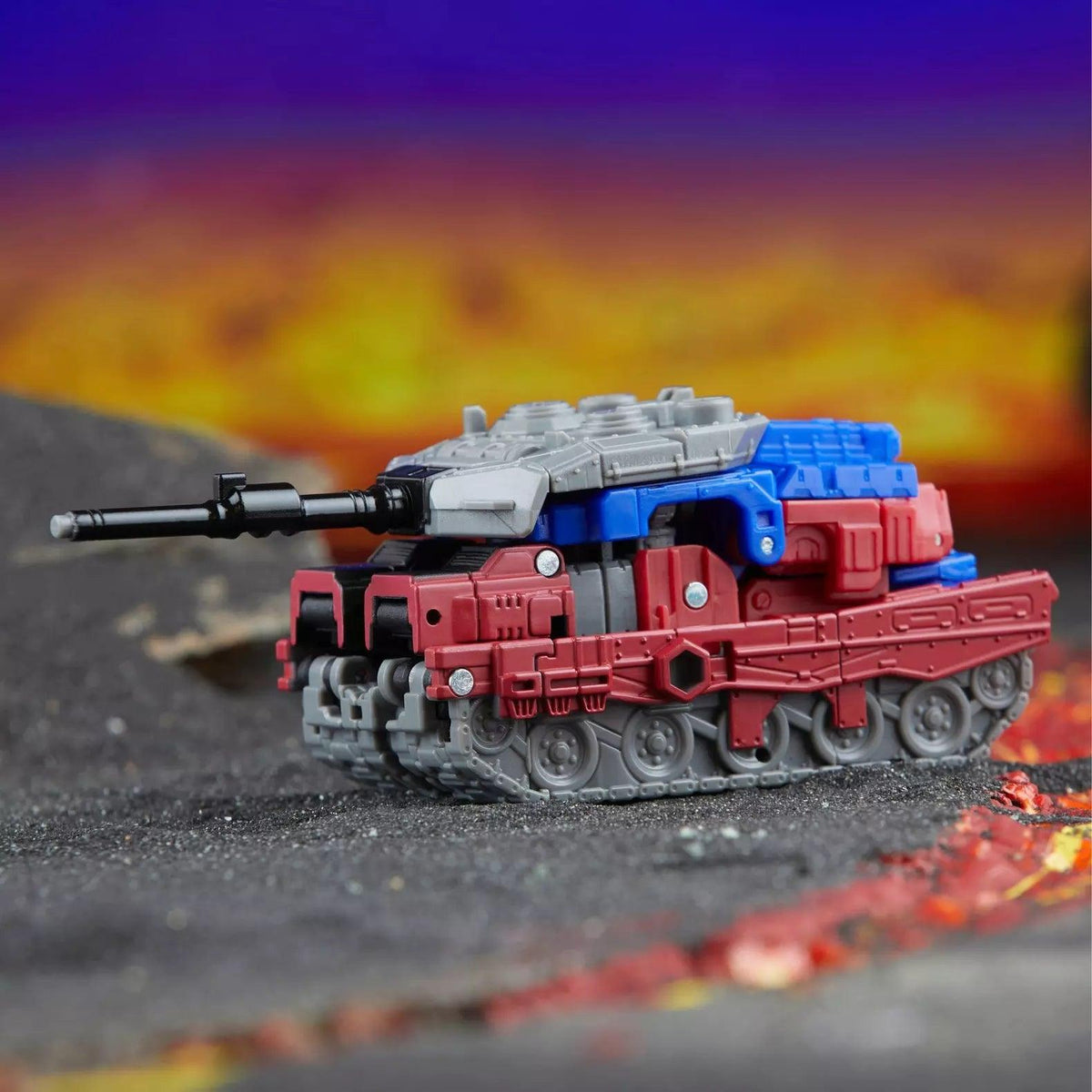 Transformers Legacy Deluxe Class G1 Universe Quake - ToyRift