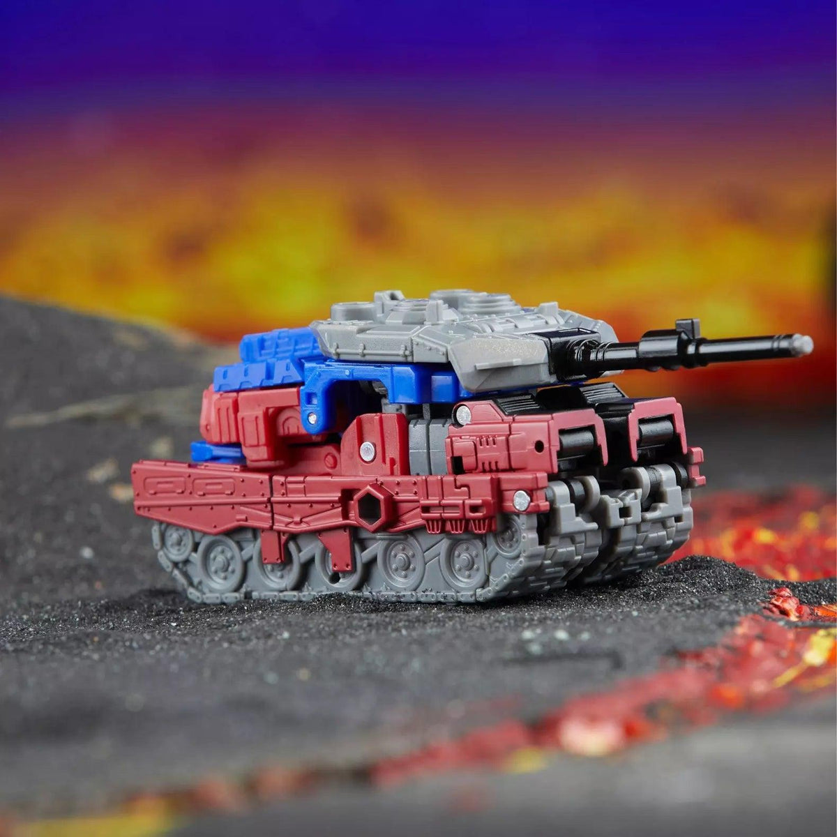 Transformers Legacy Deluxe Class G1 Universe Quake - ToyRift