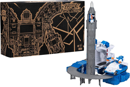 Transformers Legacy Generations Selects Titan Guardian Robot & Lunar-Tread - ToyRift