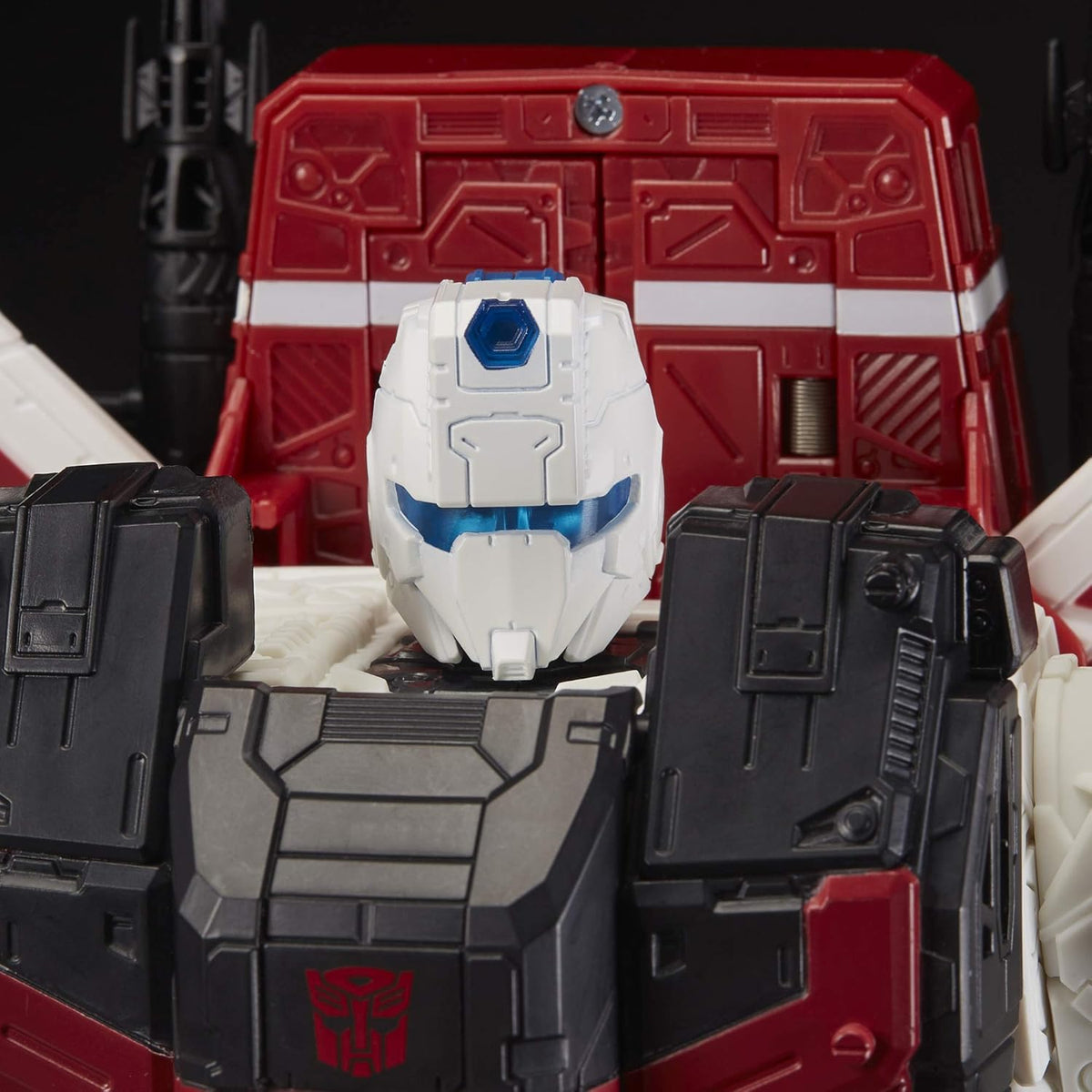 Transformers War for Cybertron: Siege Commander Class Action Figure Jetfire