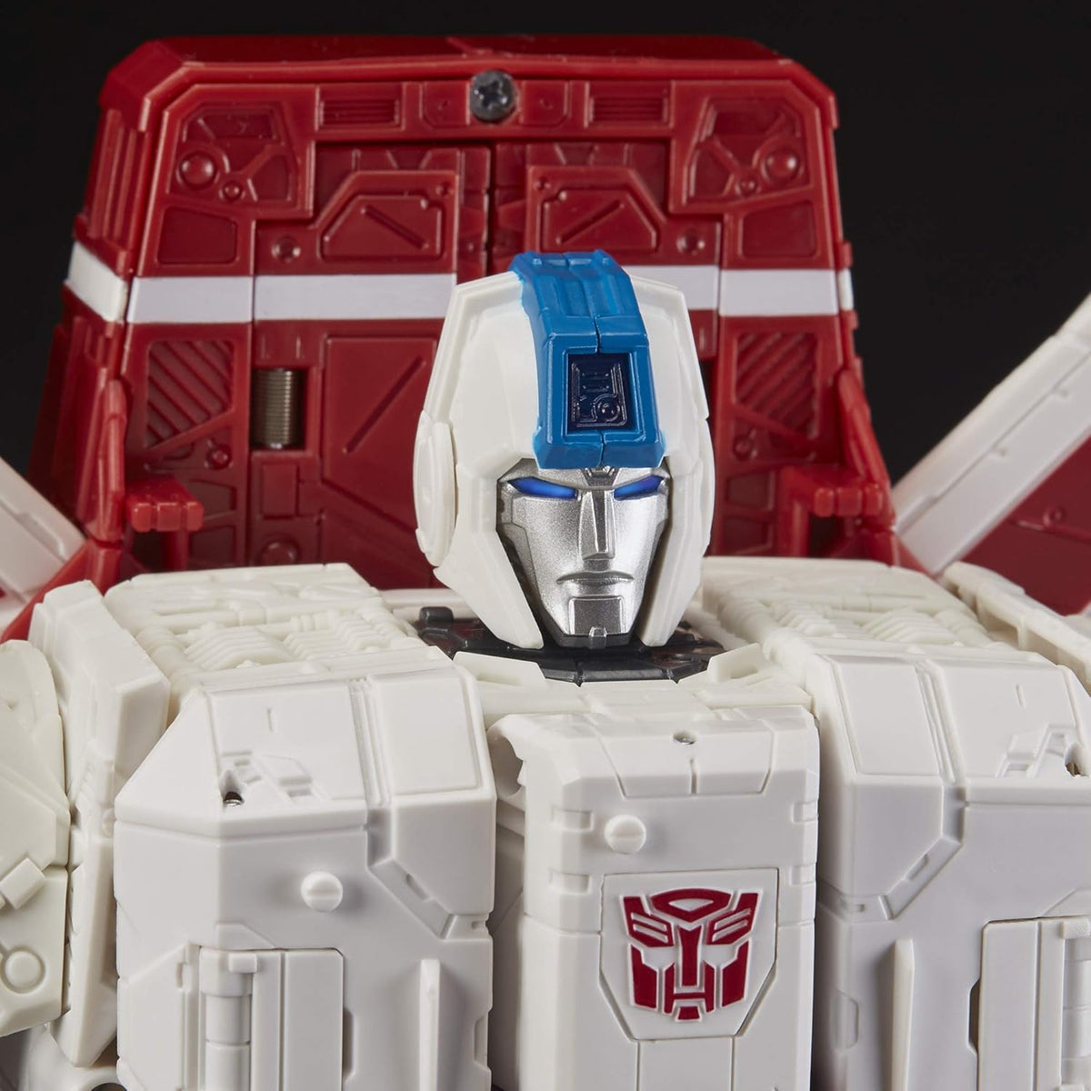 Transformers War for Cybertron: Siege Commander Class Action Figure Jetfire