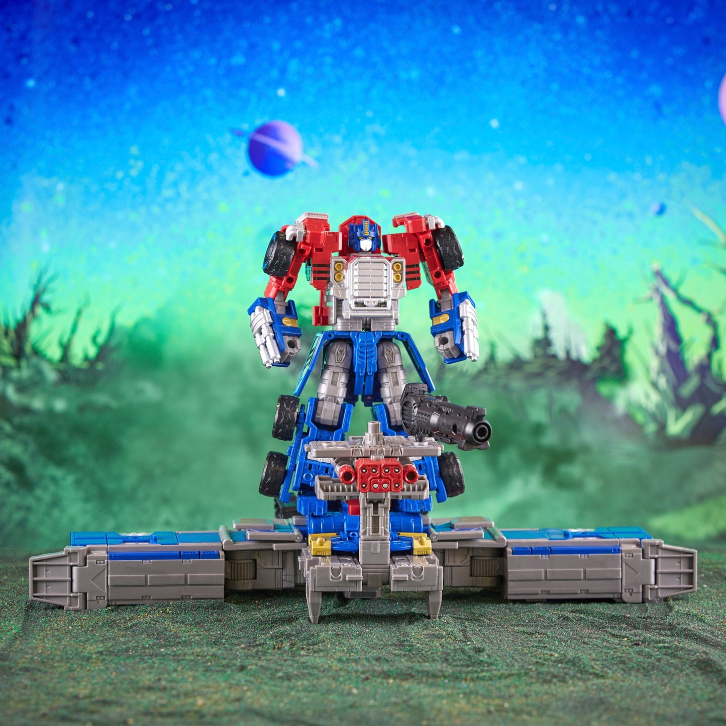 Transformers Generations Legacy Evolution Commander Class Action Figure Armada Universe Optimus Prime