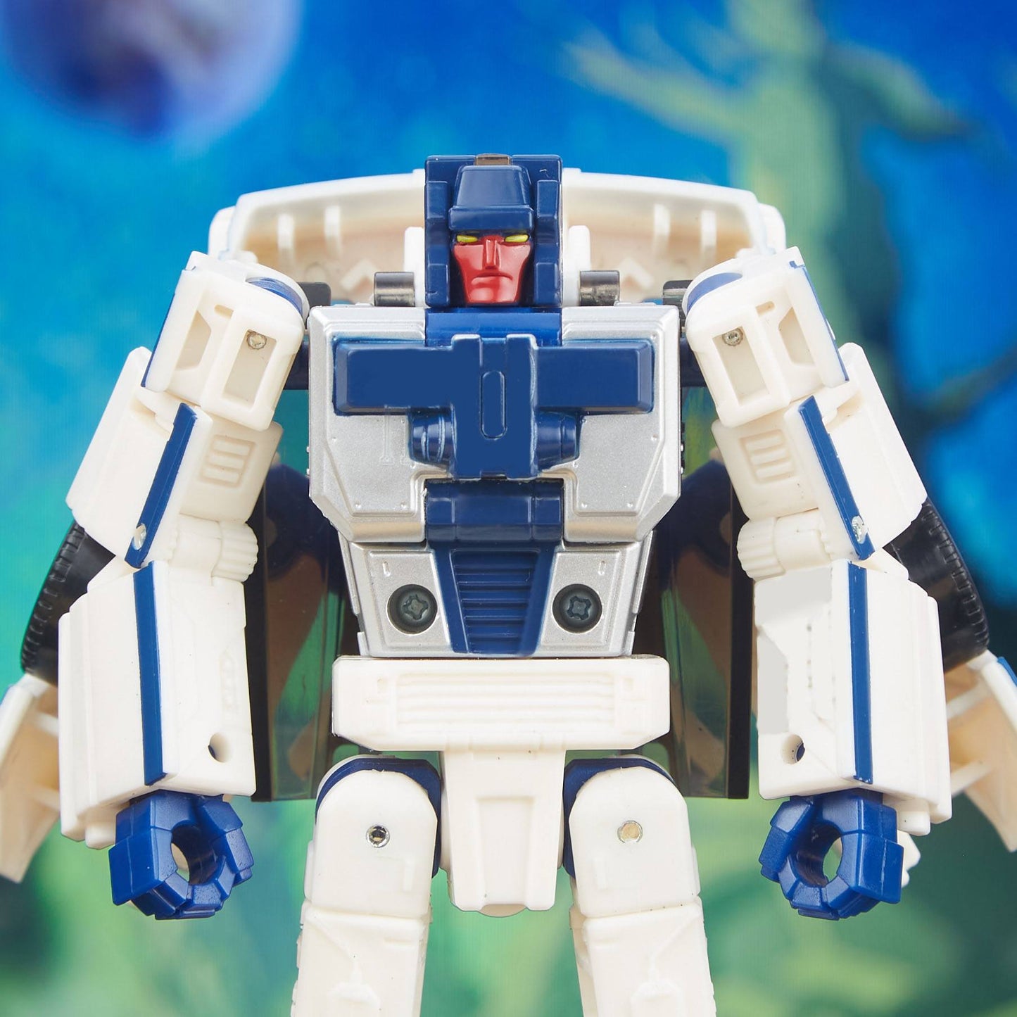 Transformers Legacy Evolution Deluxe Class Action Figure Breakdown