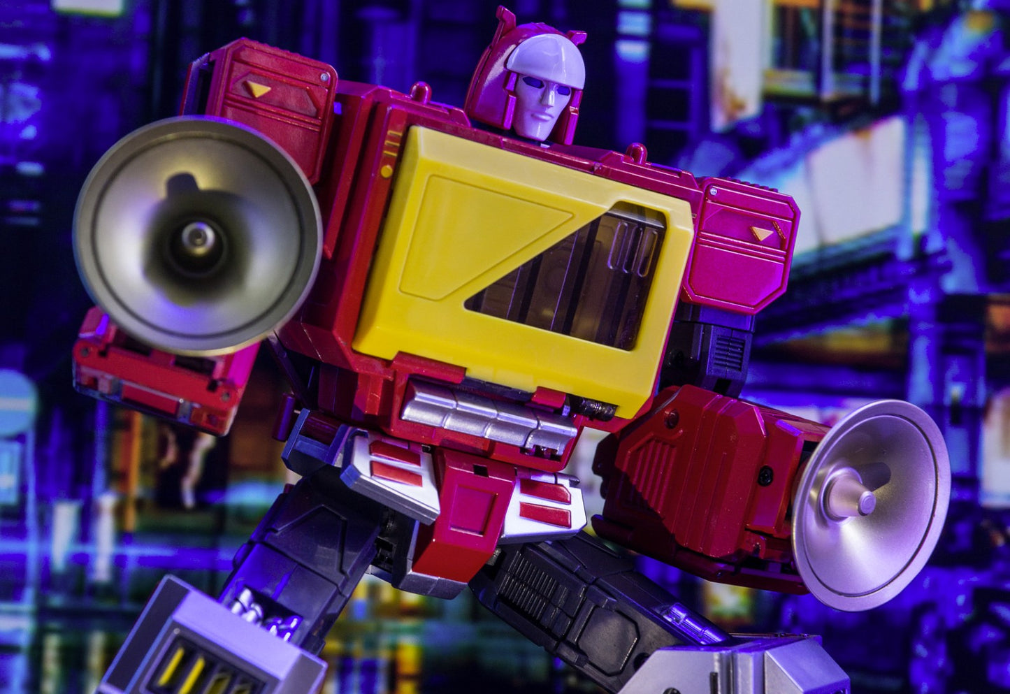KFC Toys Transistor Pure Red Metallic Version and HiFi